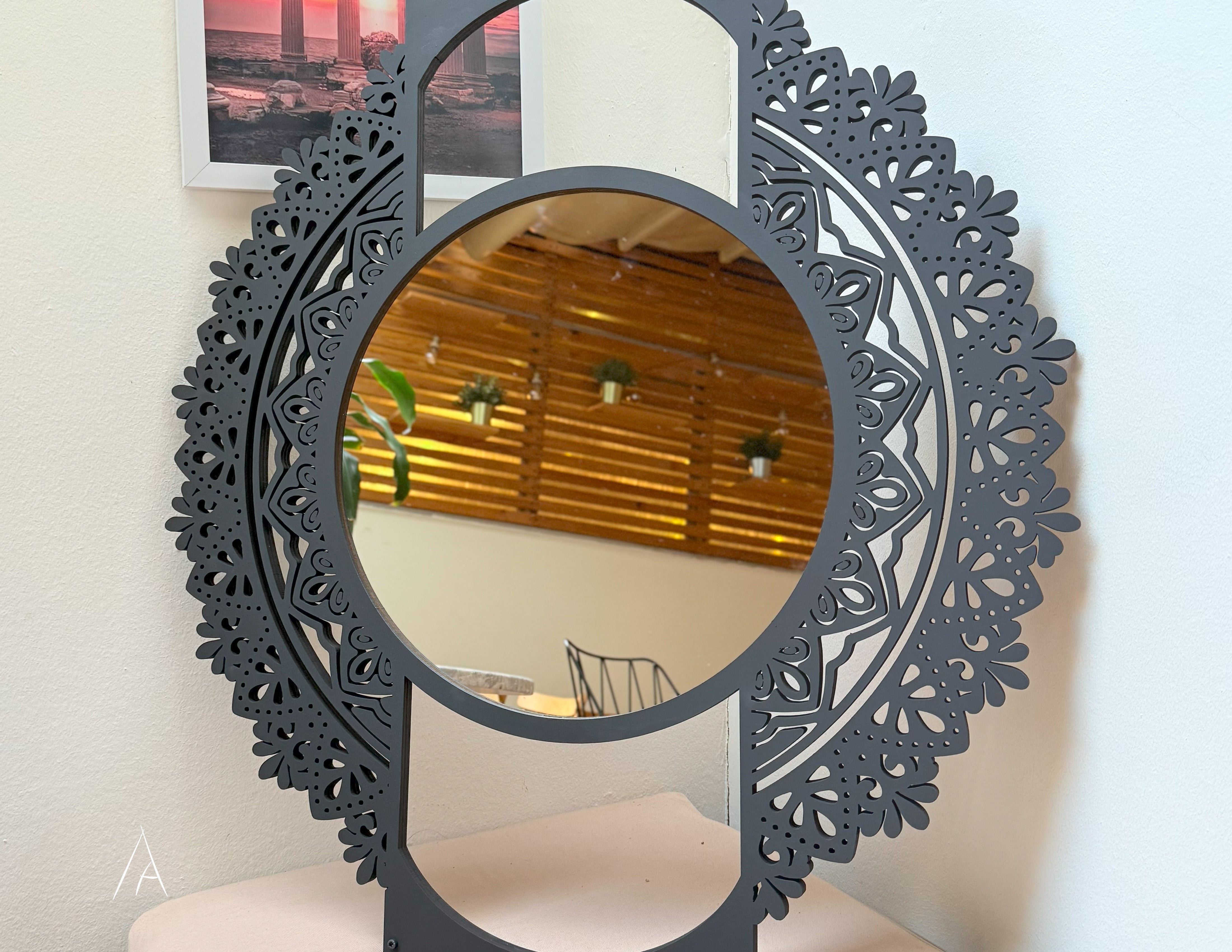 Mandala Desenli Ahşap Duvar Aynası