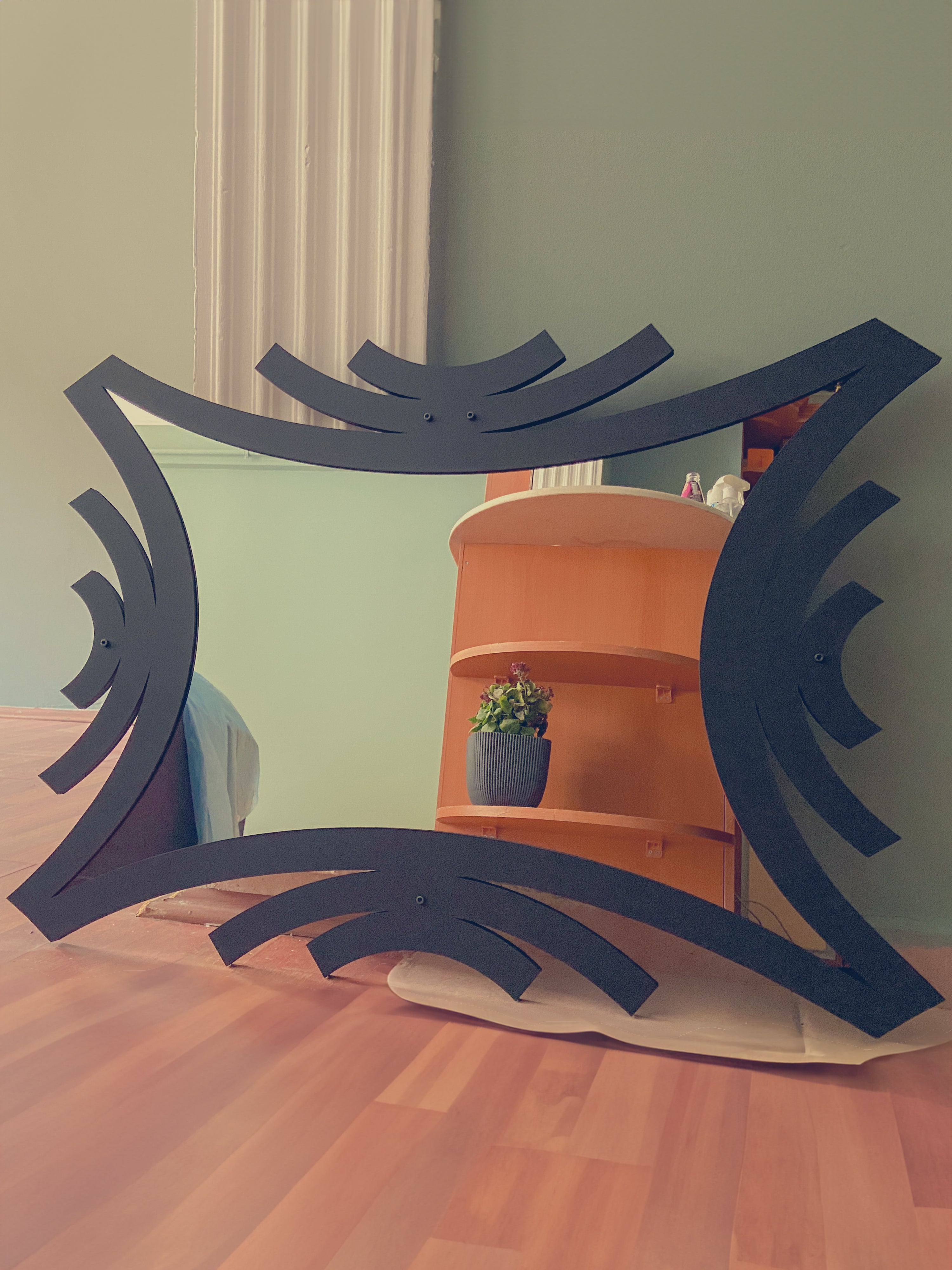 Esnek Kenar Detaylı Yatay Dekoratif Duvar Aynası