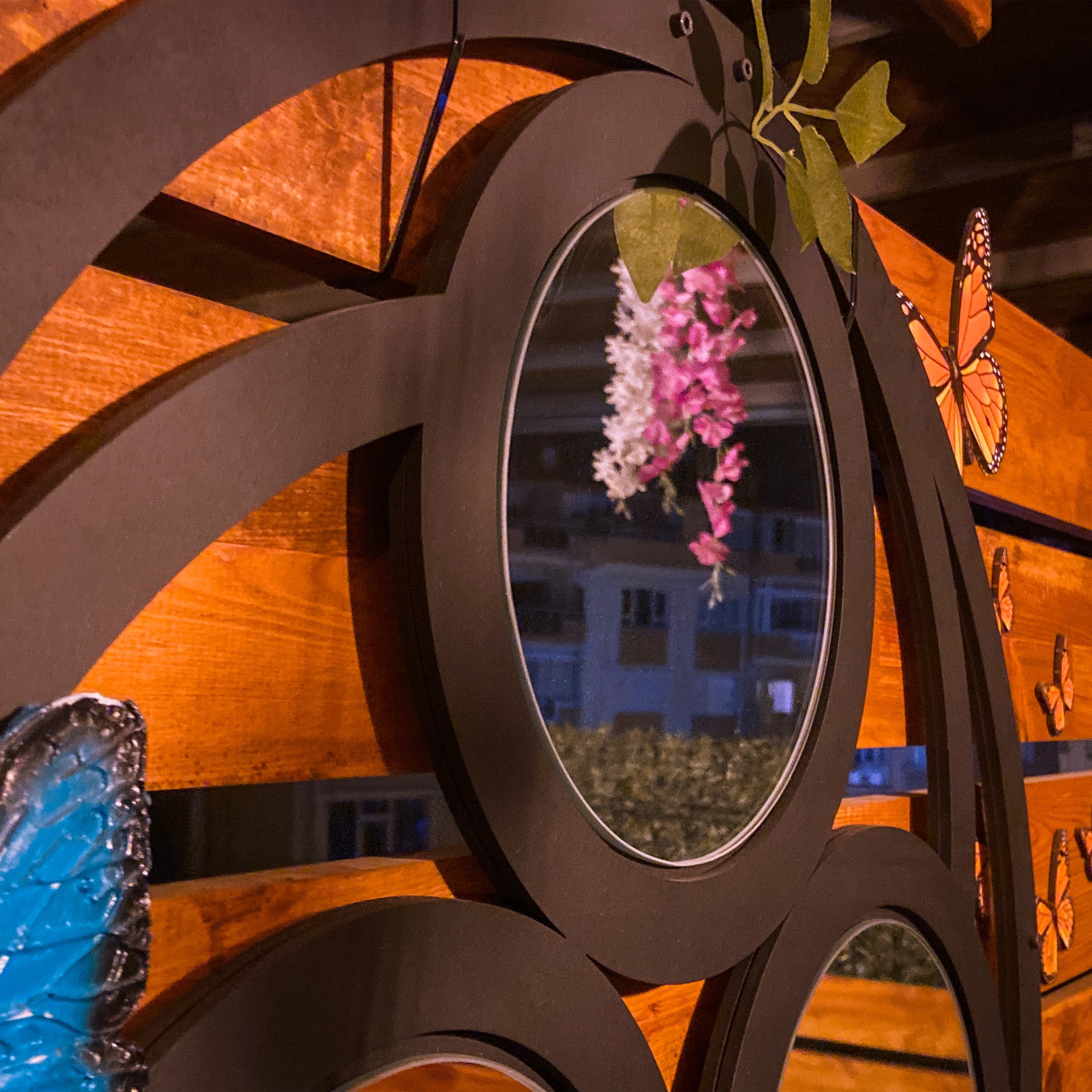 Üçlü Spiral Yuvarlak Duvar Aynası