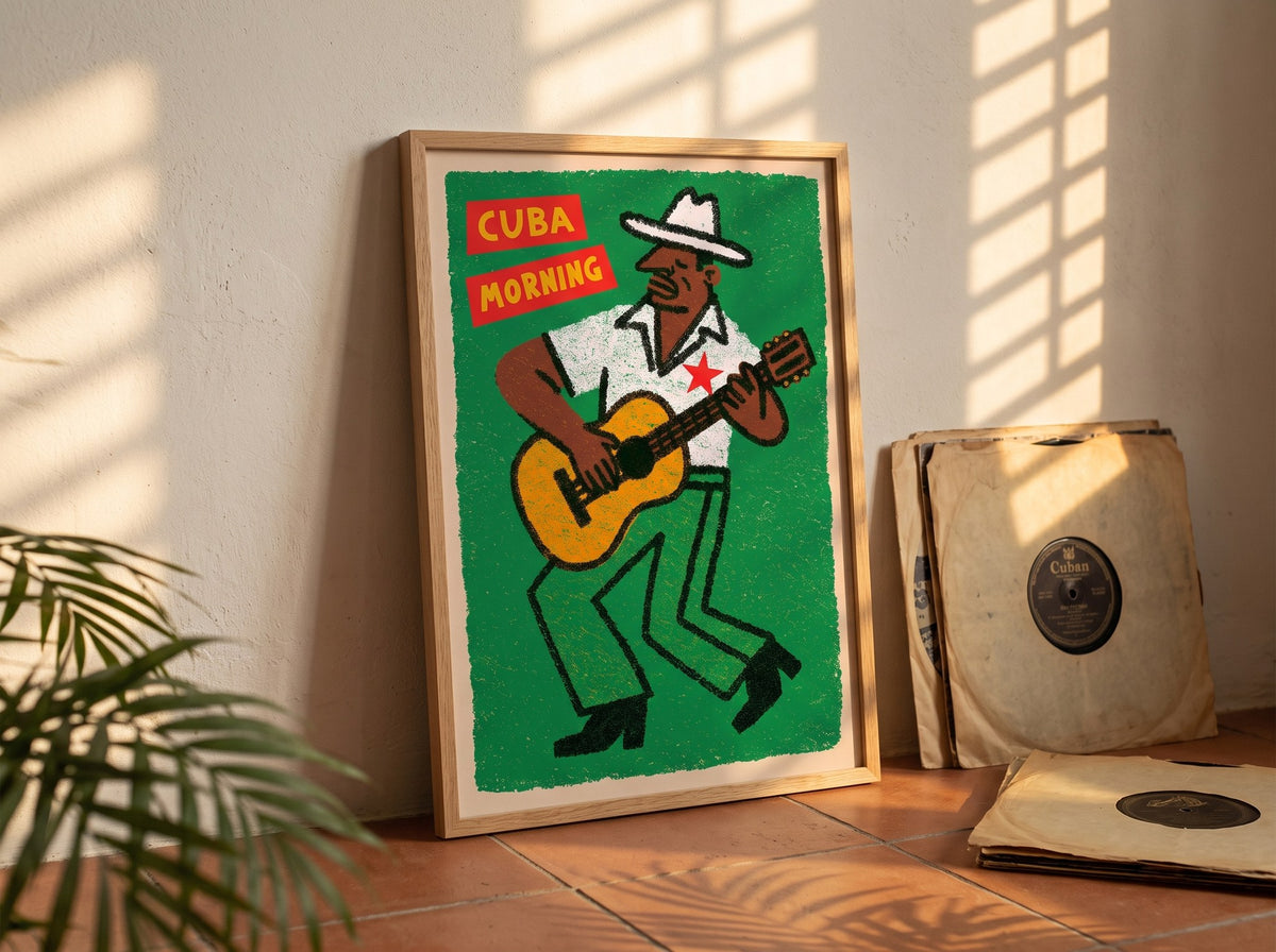 Retro Küba müzik posteri, gün ışığında terrakota zemine yaslanmış, eski plaklar ve palmiye yapraklarıyla