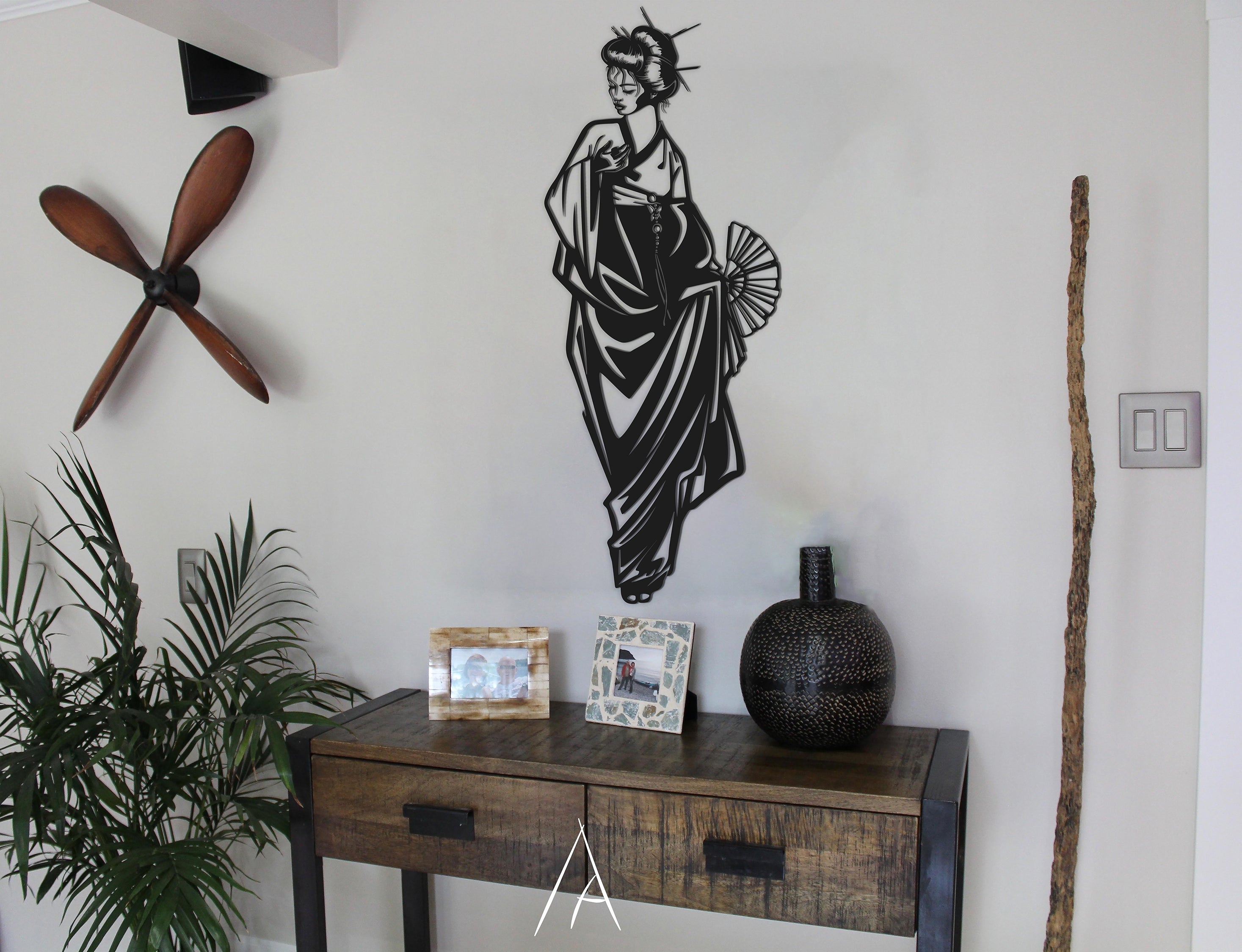 Geisha Ahşap Duvar Dekoru