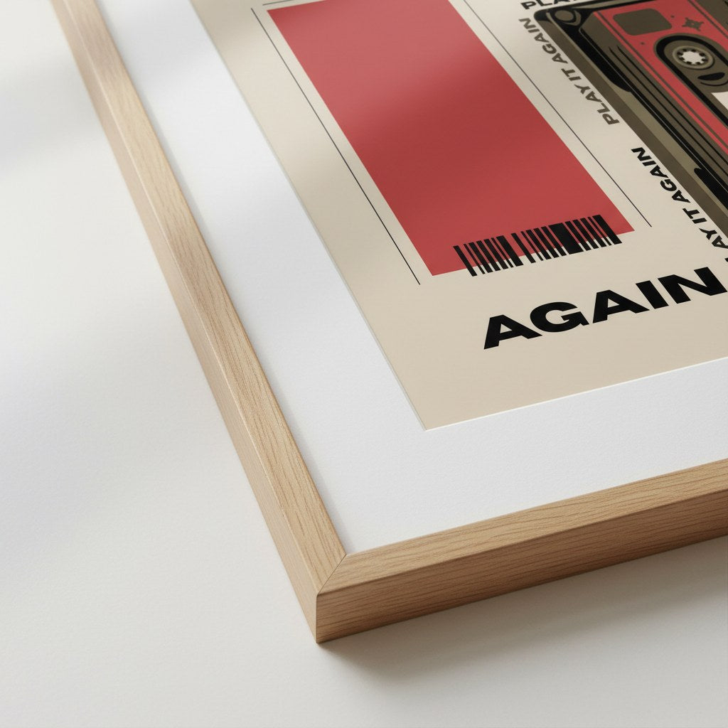 Play It Again posterinin mat kağıt yüzeyi ve ahşap çerçeve köşesi yakın çekim
