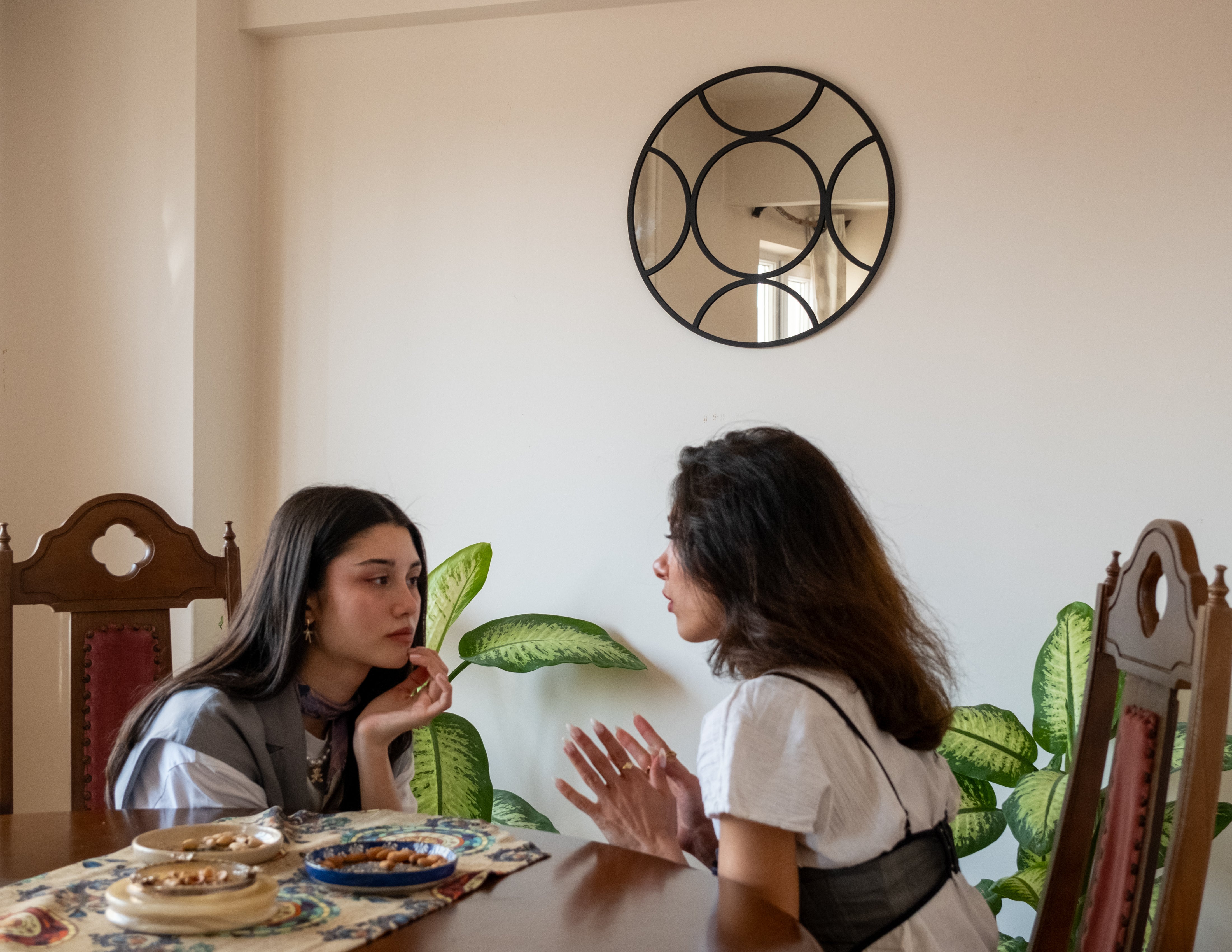 Geometrik Daire Motifli Yuvarlak Duvar Aynası