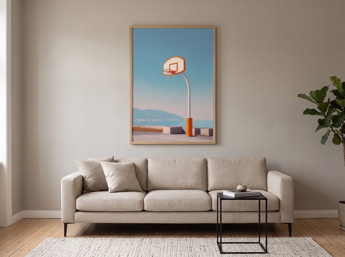 Pastel minimalist basketbol posteri, salonda bej kanepenin üzerinde doğal ahşap çerçeveli