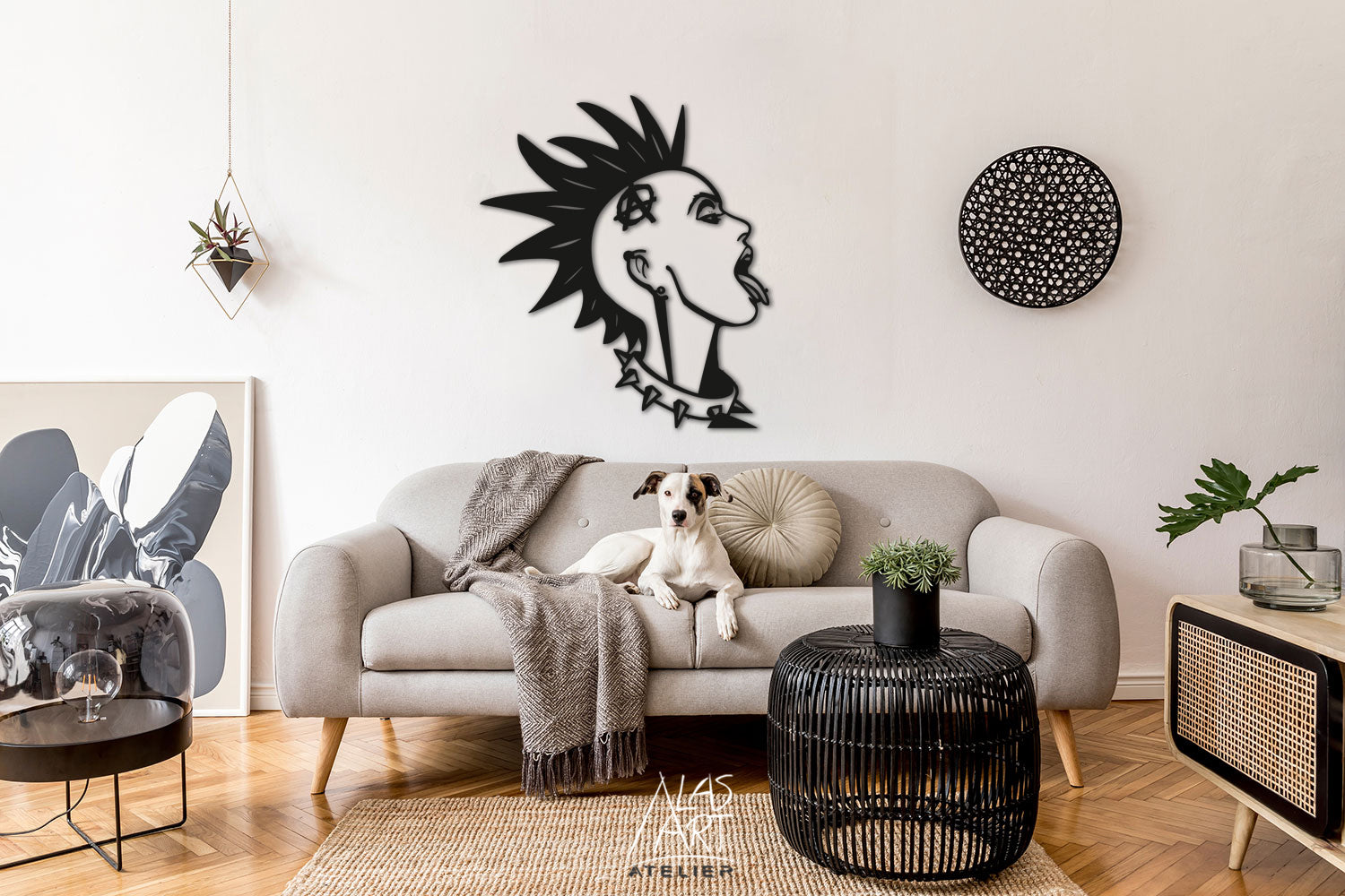 Anarchy Girl Ahşap Duvar Dekoru