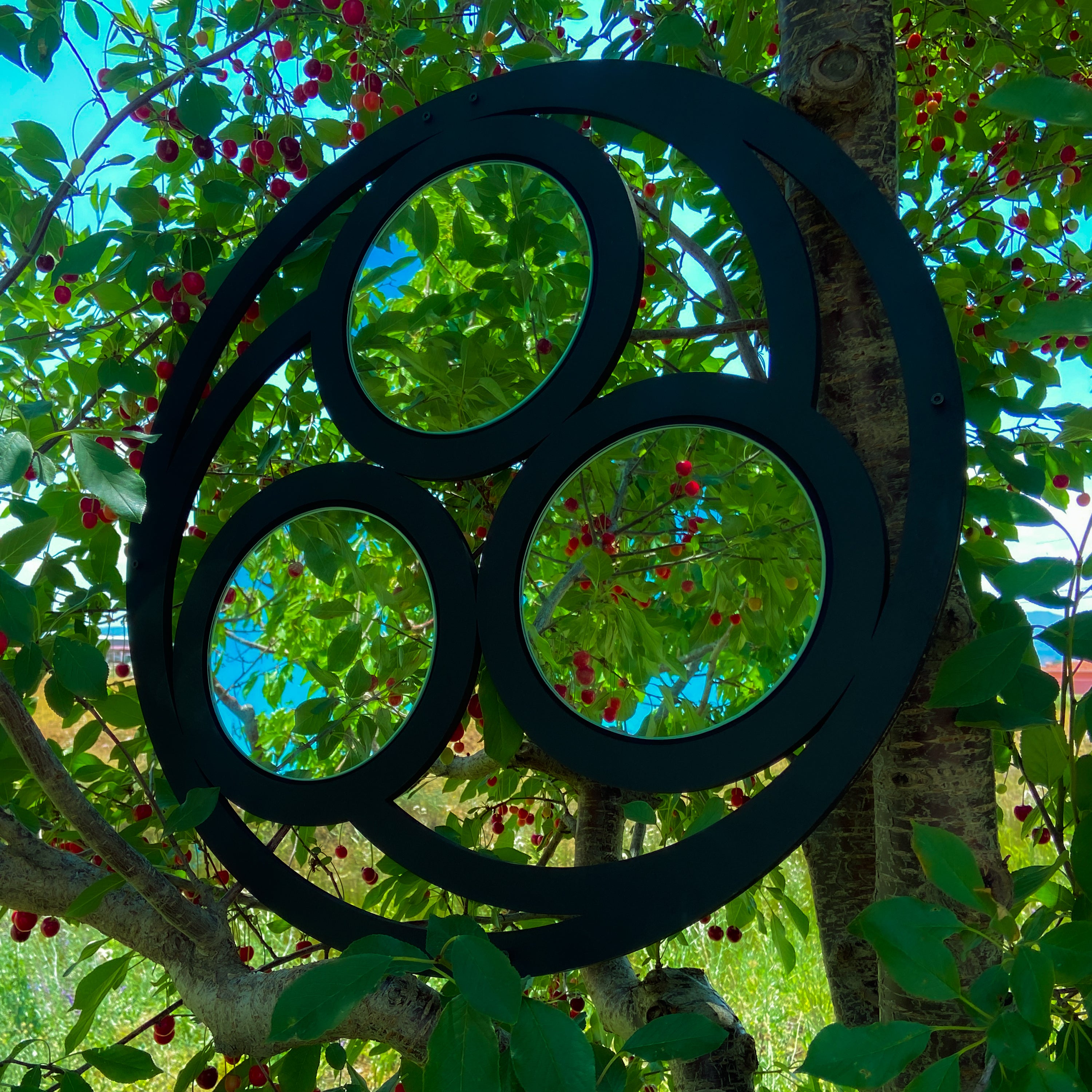 Üçlü Spiral Yuvarlak Duvar Aynası