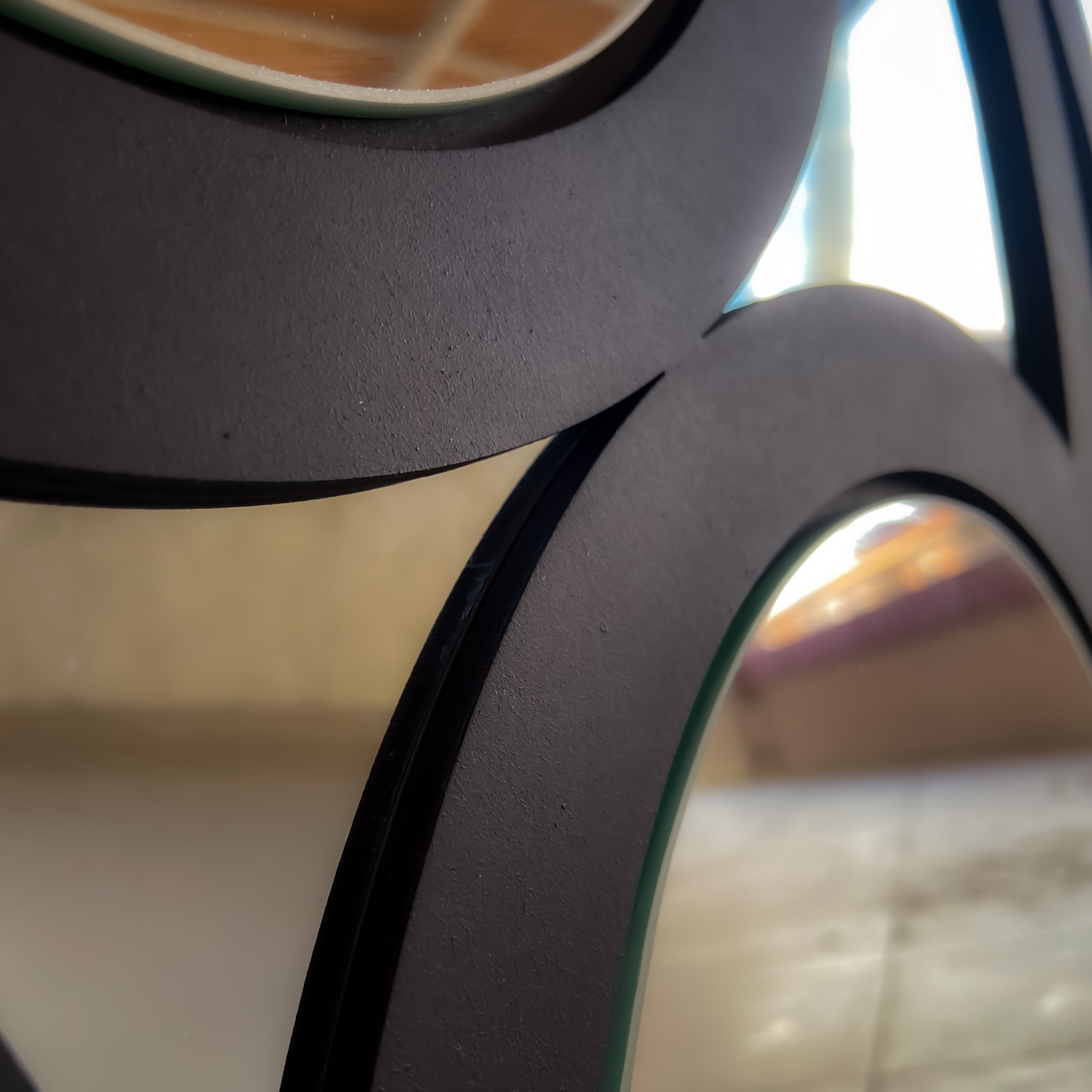 Üçlü Spiral Yuvarlak Duvar Aynası