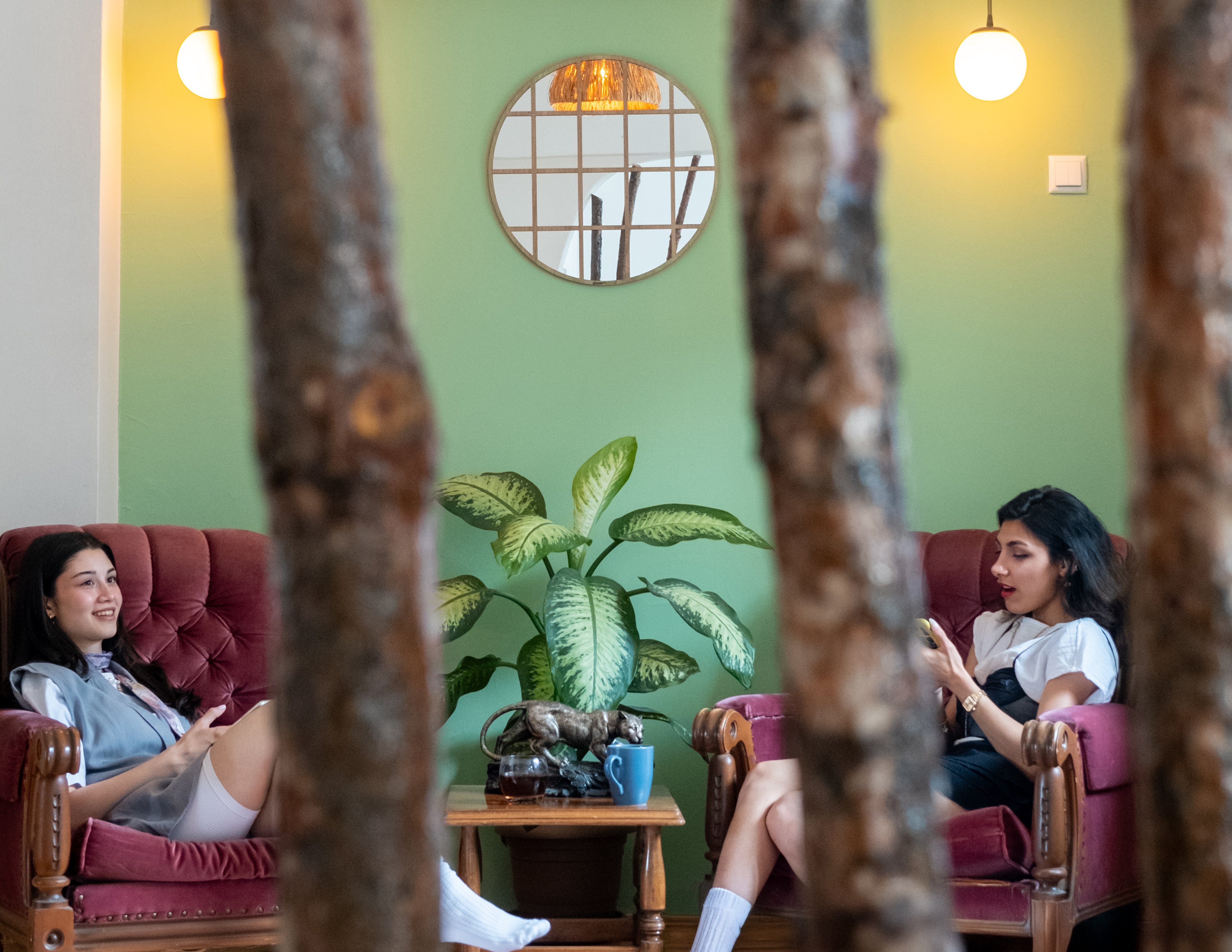 Kare Desenli Yuvarlak Duvar Aynası